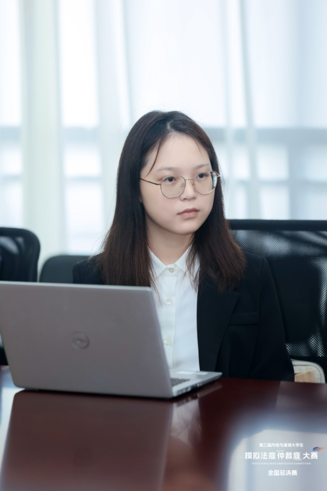 法学19级学子严金发言