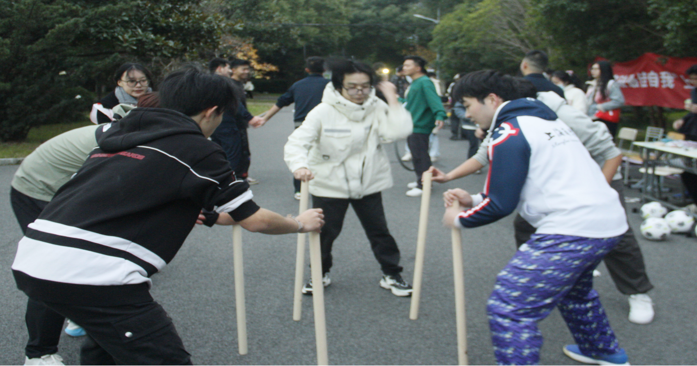 下倒森林 下倒森林